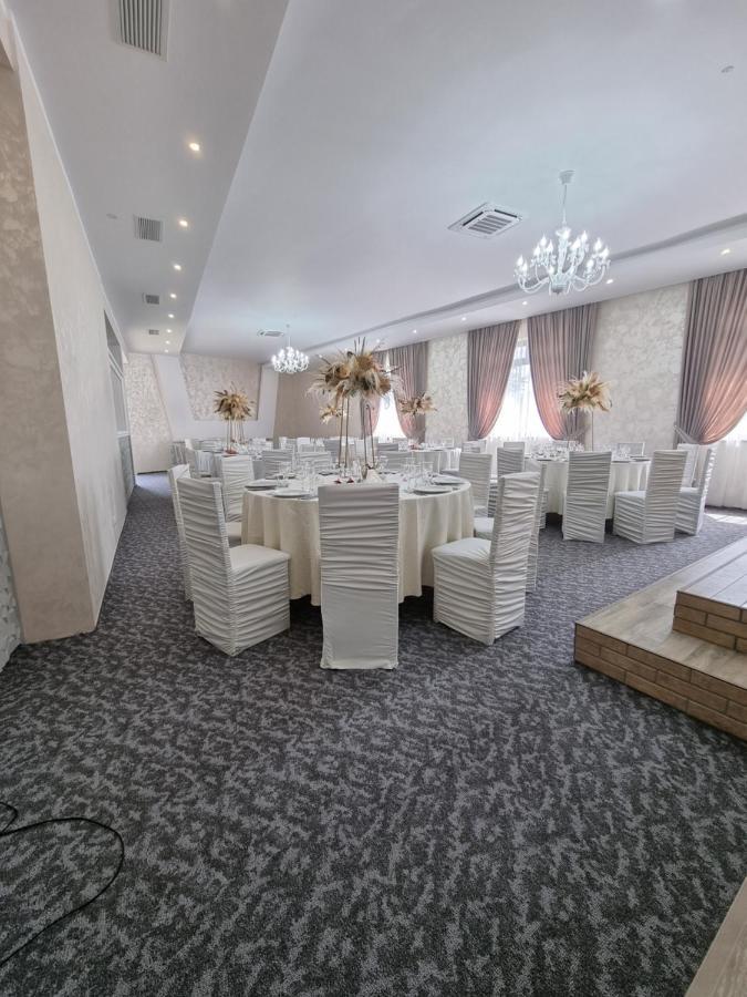 Pensiunea Moldova Piatra Neamţ Buitenkant foto