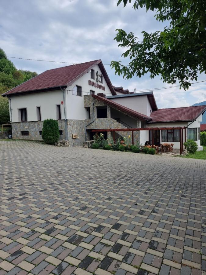 Pensiunea Moldova Piatra Neamţ Buitenkant foto